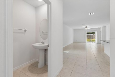 House in Wesley Chapel, Florida 5 bedrooms, 221.94 sq.m. № 2143081 - photo 16