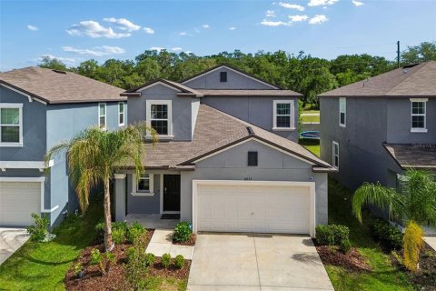 Casa en Wesley Chapel, Florida 5 dormitorios, 221.94 m2 № 2143081