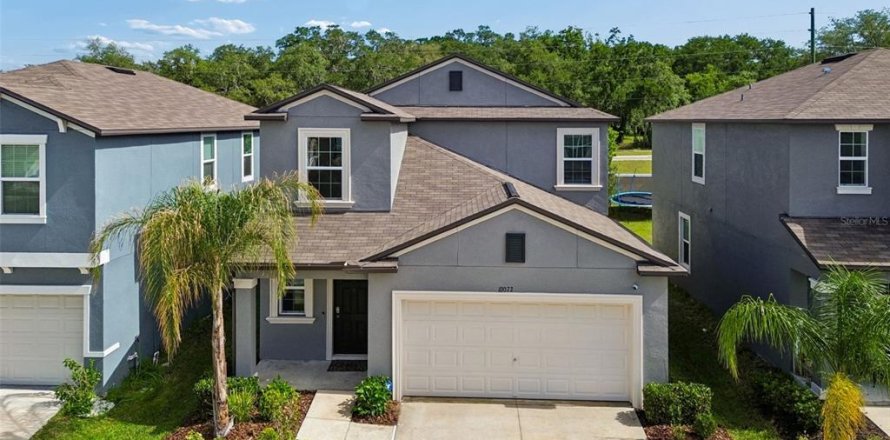 House in Wesley Chapel, Florida 5 bedrooms, 221.94 sq.m. № 2143081