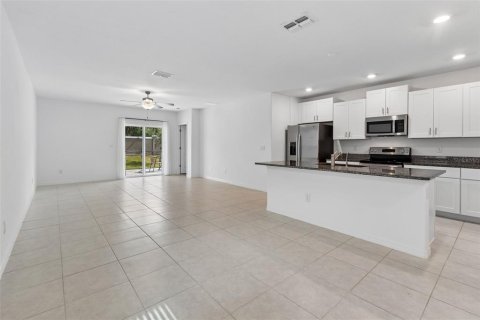 House in Wesley Chapel, Florida 5 bedrooms, 221.94 sq.m. № 2143081 - photo 17