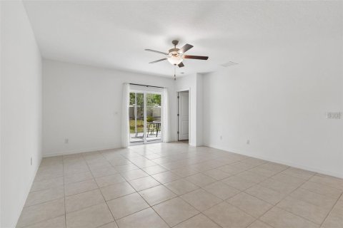House in Wesley Chapel, Florida 5 bedrooms, 221.94 sq.m. № 2143081 - photo 8