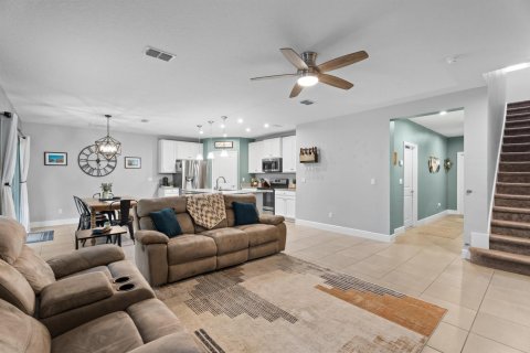 Villa ou maison à vendre à Port St. Lucie, Floride: 3 chambres, 176.33 m2 № 2084834 - photo 6