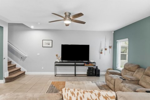 Villa ou maison à vendre à Port St. Lucie, Floride: 3 chambres, 176.33 m2 № 2084834 - photo 7