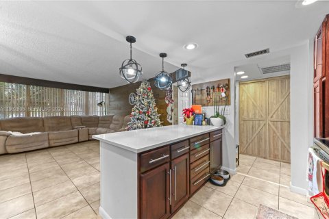 Купить кондоминиум в Холливуд, Флорида 2 спальни, 96.62м2, № 2049346 - фото 14