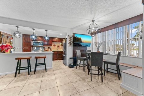 Купить кондоминиум в Холливуд, Флорида 2 спальни, 96.62м2, № 2049346 - фото 8