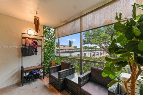 Купить кондоминиум в Холливуд, Флорида 2 спальни, 96.62м2, № 2049346 - фото 24