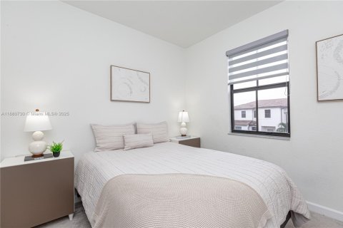Купить таунхаус в Хомстед, Флорида 3 спальни, 129.41м2, № 1925144 - фото 22