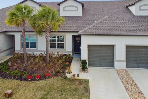 House in Zephyrhills, Florida 2 bedrooms, 131.27 sq.m. № 2367244