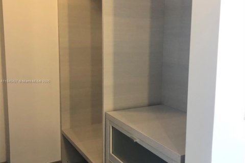 Condo in Miami, Florida, 2 bedrooms  № 1848976 - photo 22