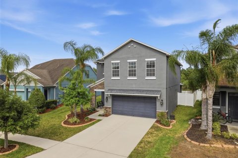 Villa ou maison à Land O' Lakes, Floride 3 chambres, 192.68 m2 № 2095188
