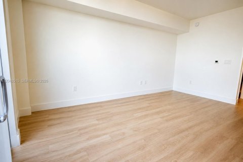 Copropriété à louer à Miami, Floride: 49.89 m2 № 2241326 - photo 7