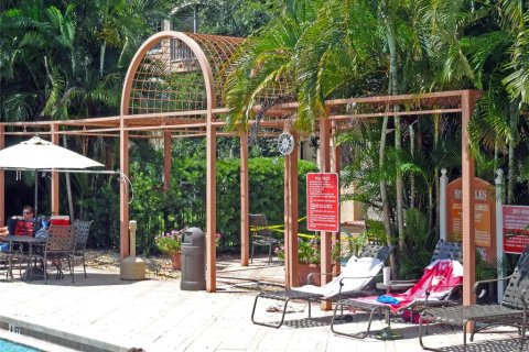 Condominio en alquiler en Sarasota, Florida, 1 dormitorio, 77.02 m2 № 1914000 - foto 10