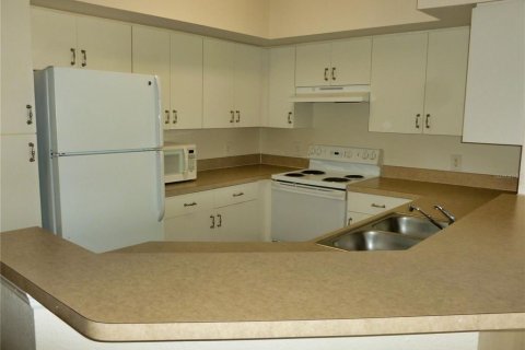 Condominio en alquiler en Sarasota, Florida, 1 dormitorio, 77.02 m2 № 1914000 - foto 24