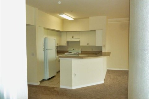 Condominio en alquiler en Sarasota, Florida, 1 dormitorio, 77.02 m2 № 1914000 - foto 27
