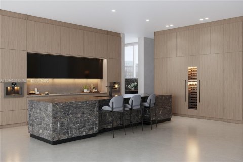 Villa ou maison à vendre à Miami, Floride: 8 chambres, 1018.49 m2 № 1947293 - photo 17