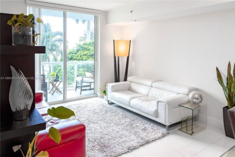 Купить кондоминиум в Майами, Флорида 2 спальни, 98.29м2, № 1922060 - фото 5