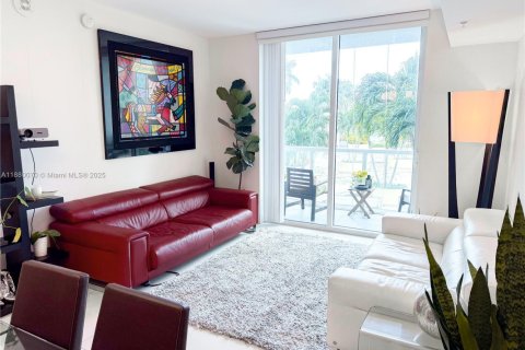 Купить кондоминиум в Майами, Флорида 2 спальни, 98.29м2, № 1922060 - фото 4