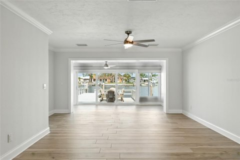 Villa ou maison à vendre à Saint Petersburg, Floride: 2 chambres, 130.06 m2 № 1910183 - photo 10