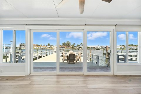 Villa ou maison à vendre à Saint Petersburg, Floride: 2 chambres, 130.06 m2 № 1910183 - photo 7