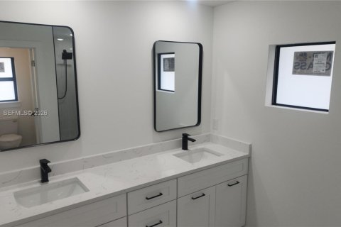 Casa en venta en Lehigh Acres, Florida, 3 dormitorios, 156.45 m2 № 2170420 - foto 7