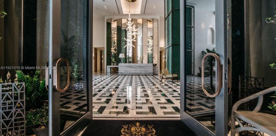 Кондоминиум с 1 спальней в Майами, Флорида № 2018412