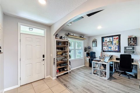 Casa en venta en Clermont, Florida, 5 dormitorios, 243.03 m2 № 2103335 - foto 2