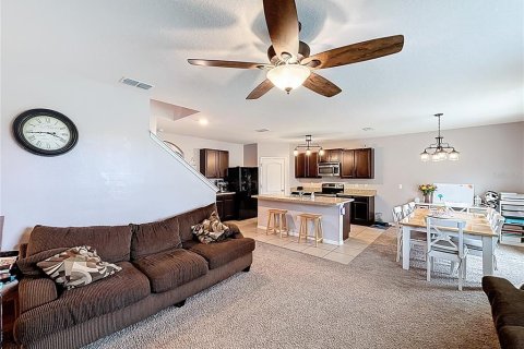 Casa en venta en Clermont, Florida, 5 dormitorios, 243.03 m2 № 2103335 - foto 9