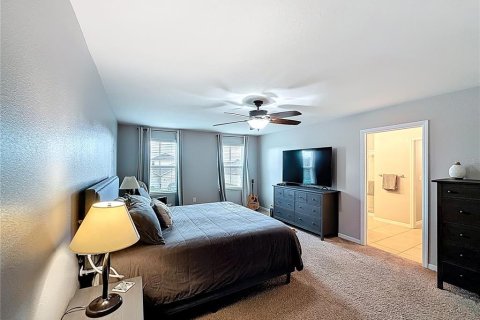 Casa en venta en Clermont, Florida, 5 dormitorios, 243.03 m2 № 2103335 - foto 10