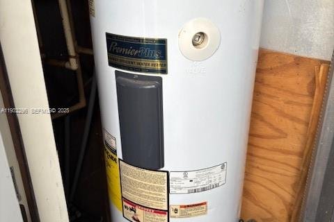 Townhouse in West Palm Beach, Florida 2 bedrooms, 112.78 sq.m. № 1990830 - photo 4