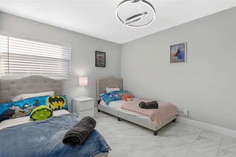 Купить виллу или дом в Форт-Лодердейл, Флорида 4 спальни, 184.32м2, № 1998153 - фото 28