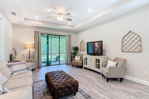 Casa en venta en Poinciana, Florida, 2 dormitorios, 126.81 m2 № 1679621 - foto 14