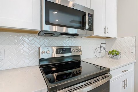 Casa en venta en Poinciana, Florida, 2 dormitorios, 126.81 m2 № 1679621 - foto 7