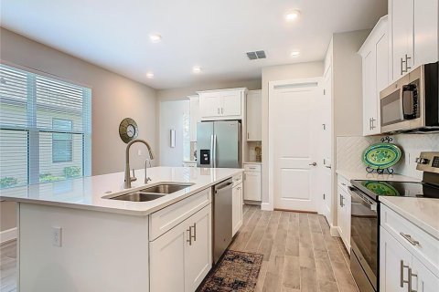 Casa en venta en Poinciana, Florida, 2 dormitorios, 126.81 m2 № 1679621 - foto 8