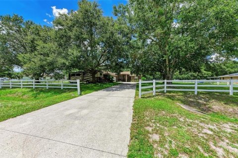 House in Bradenton, Florida 3 bedrooms, 258.73 sq.m. № 1631854 - photo 3