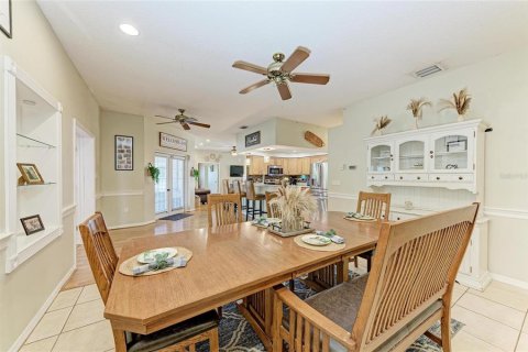 House in Bradenton, Florida 3 bedrooms, 258.73 sq.m. № 1631854 - photo 11