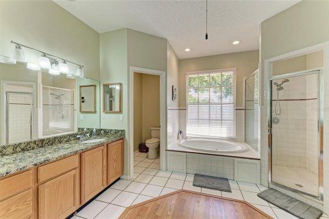 House in Bradenton, Florida 3 bedrooms, 258.73 sq.m. № 1631854 - photo 25