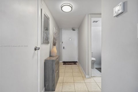 Copropriété à vendre à Aventura, Floride: 1 chambre, 84.82 m2 № 1950444 - photo 28