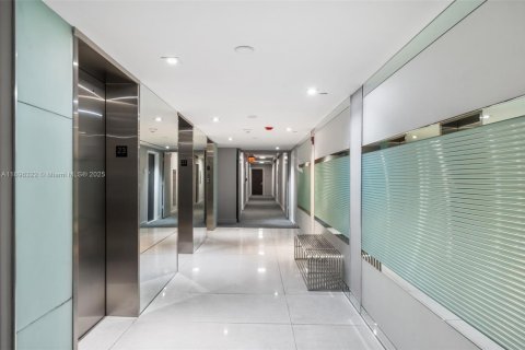 Copropriété à vendre à Aventura, Floride: 1 chambre, 84.82 m2 № 1950444 - photo 2
