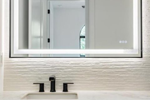 Villa ou maison à louer à Tampa, Floride: 4 chambres, 284.28 m2 № 1789225 - photo 24