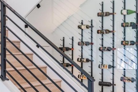 Villa ou maison à louer à Tampa, Floride: 4 chambres, 284.28 m2 № 1789225 - photo 10