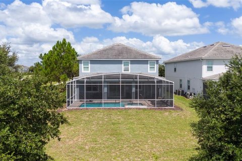 House in Davenport, Florida 8 bedrooms, 363.15 sq.m. № 1853623 - photo 11