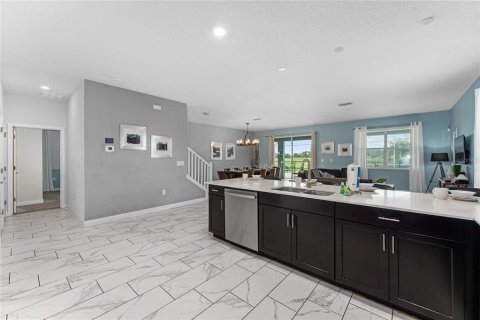 House in Davenport, Florida 8 bedrooms, 363.15 sq.m. № 1853623 - photo 16