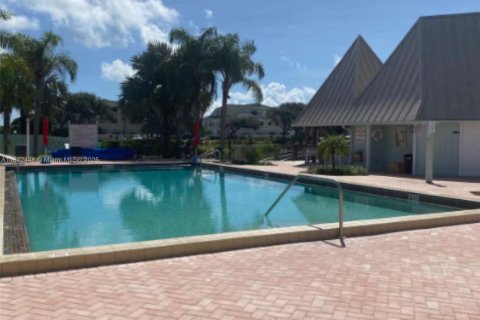 Copropriété à vendre à Jupiter, Floride: 2 chambres, 105.91 m2 № 1962638 - photo 18