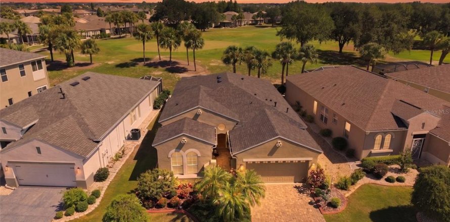 Villa ou maison à Sun City Center, Floride 2 chambres, 181.07 m2 № 2298322
