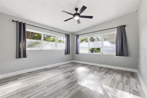 Villa ou maison à vendre à Seminole, Floride: 3 chambres, 130.43 m2 № 2196656 - photo 15