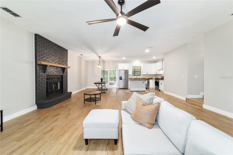 Casa en venta en Ocala, Florida, 4 dormitorios, 179.3 m2 № 1915251 - foto 19