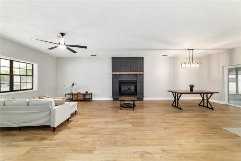 Casa en venta en Ocala, Florida, 4 dormitorios, 179.3 m2 № 1915251 - foto 12