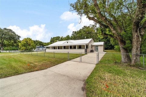 Casa en venta en Ocala, Florida, 4 dormitorios, 179.3 m2 № 1915251 - foto 4