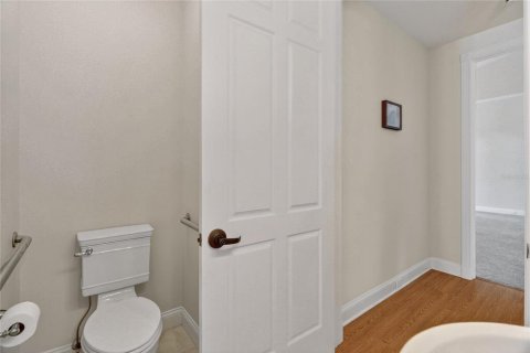 House in Auburndale, Florida 3 bedrooms, 407.56 sq.m. № 2093546 - photo 27