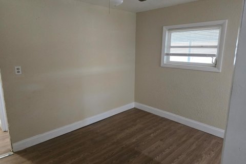 Casa en venta en Okeechobee, Florida, 3 dormitorios, 96.25 m2 № 2250196 - foto 15